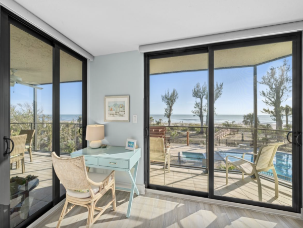 Sanibel Vacation Condo Sleeps Six Guests.